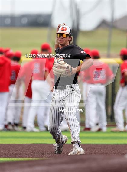 Thumbnail 3 in Rockwall @ Rockwall-Heath (UIL 6A Regional Final Game 3) photogallery.