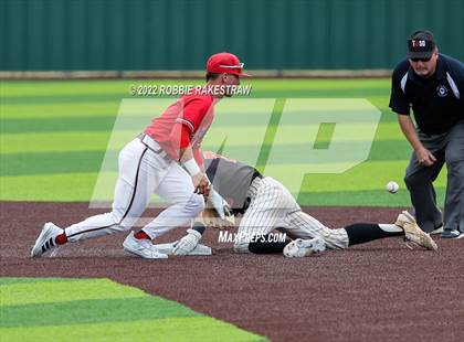 Thumbnail 2 in Rockwall @ Rockwall-Heath (UIL 6A Regional Final Game 3) photogallery.