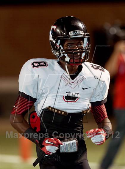 Thumbnail 2 in Trinity vs. Carroll (UIL 5A Division I Regional Playoff ) photogallery.