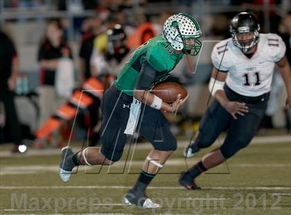 Thumbnail 2 in Trinity vs. Carroll (UIL 5A Division I Regional Playoff ) photogallery.