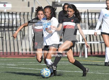 Thumbnail 3 in Villa Park @ Harvard-Westlake (CIF SoCal Regional D1 Semi-Final) photogallery.