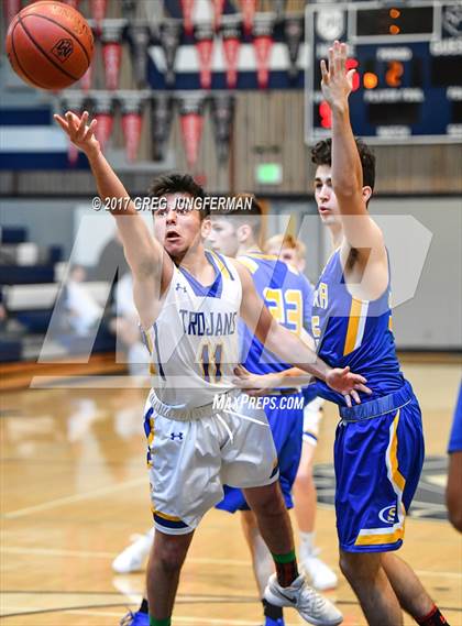 Thumbnail 3 in Serra vs. Terra Linda (Bambauer Classic) photogallery.