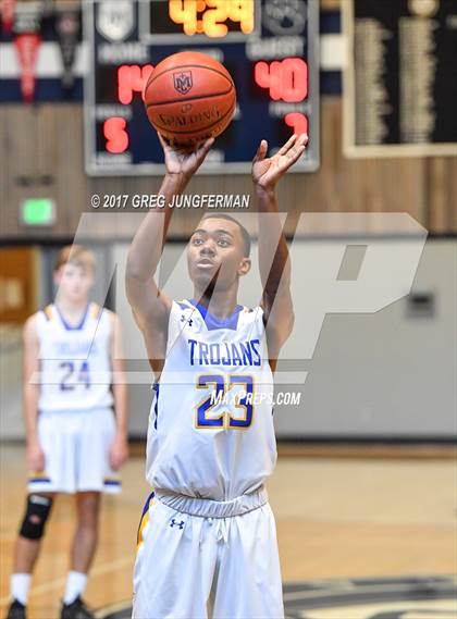 Thumbnail 1 in Serra vs. Terra Linda (Bambauer Classic) photogallery.