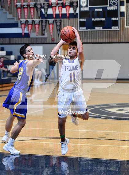 Thumbnail 1 in Serra vs. Terra Linda (Bambauer Classic) photogallery.