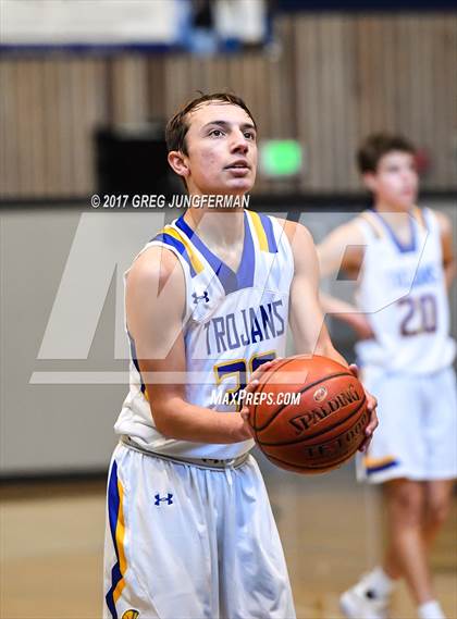 Thumbnail 3 in Serra vs. Terra Linda (Bambauer Classic) photogallery.