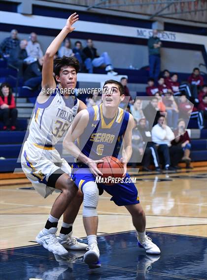 Thumbnail 2 in Serra vs. Terra Linda (Bambauer Classic) photogallery.