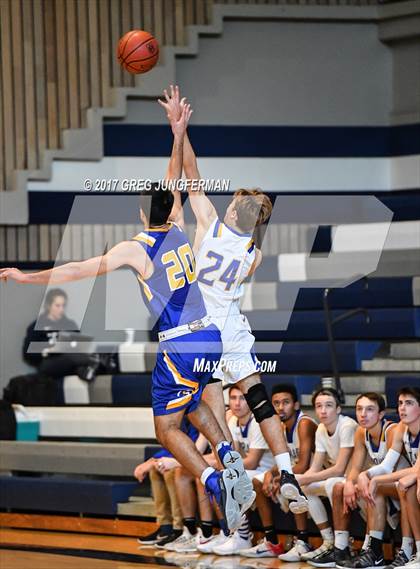Thumbnail 3 in Serra vs. Terra Linda (Bambauer Classic) photogallery.