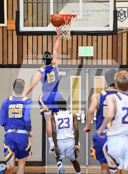 Thumbnail 1 in Serra vs. Terra Linda (Bambauer Classic) photogallery.