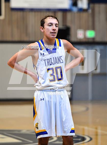 Thumbnail 2 in Serra vs. Terra Linda (Bambauer Classic) photogallery.
