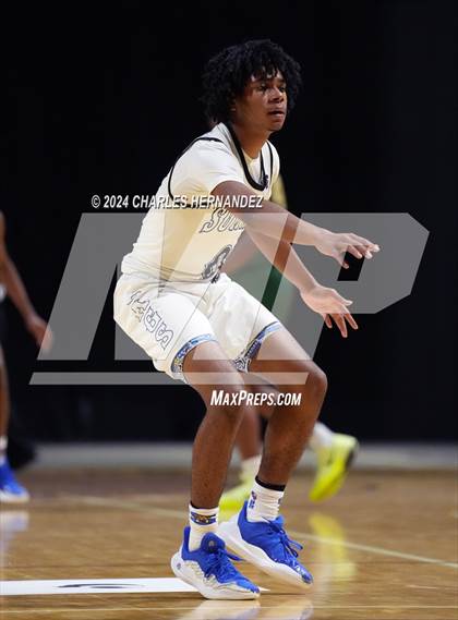 Thumbnail 2 in Cypress Falls vs  Mansfield Summit (Cy-Hoops Invitational) photogallery.