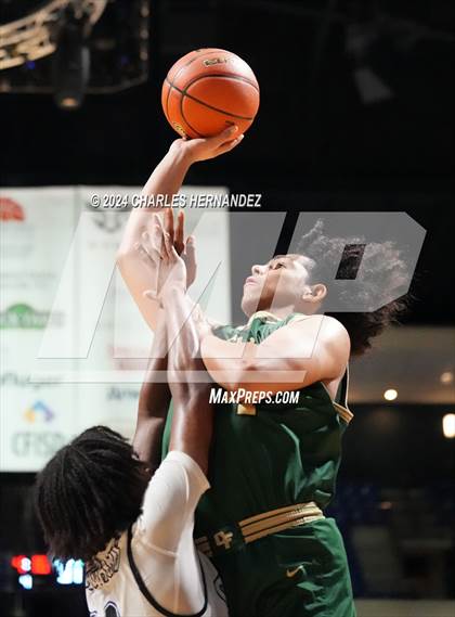 Thumbnail 3 in Cypress Falls vs  Mansfield Summit (Cy-Hoops Invitational) photogallery.