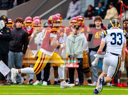 Thumbnail 3 in Bellevue @ O'Dea (WIAA 3A Semi Final) photogallery.