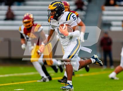 Thumbnail 1 in Bellevue @ O'Dea (WIAA 3A Semi Final) photogallery.