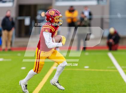 Thumbnail 3 in Bellevue @ O'Dea (WIAA 3A Semi Final) photogallery.