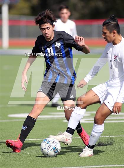 Thumbnail 3 in Leander Glenn @ La Vernia (Wimberley Texan Cup) photogallery.