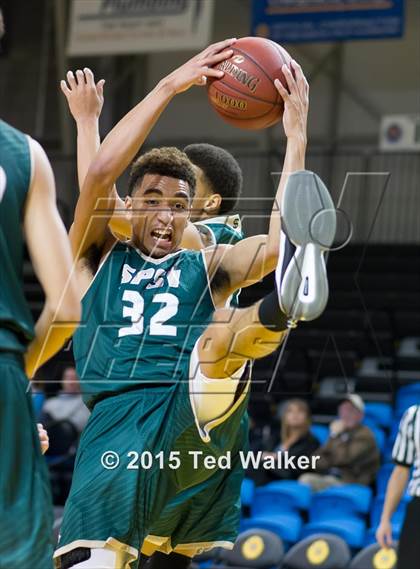Thumbnail 3 in St. Patrick-St. Vincent vs. Bellarmine College Prep photogallery.