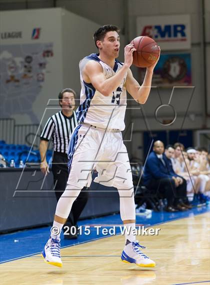 Thumbnail 3 in St. Patrick-St. Vincent vs. Bellarmine College Prep photogallery.