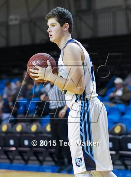 Thumbnail 3 in St. Patrick-St. Vincent vs. Bellarmine College Prep photogallery.