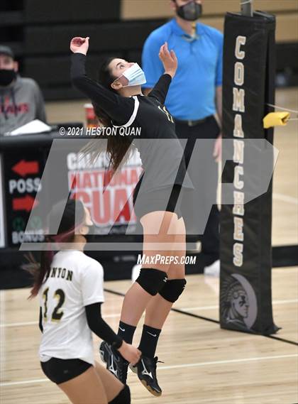 Thumbnail 3 in Villa Park @ Canyon photogallery.