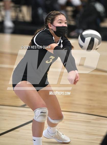 Thumbnail 3 in Villa Park @ Canyon photogallery.