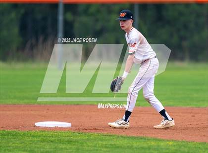 Thumbnail 1 in Kirbyville @ Warren photogallery.