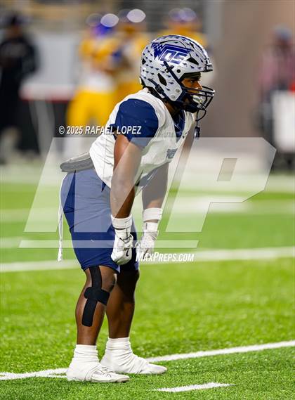 Thumbnail 3 in West Orange-Stark vs. La Vega (UIL 4A D2 Football Quarterfinals) photogallery.