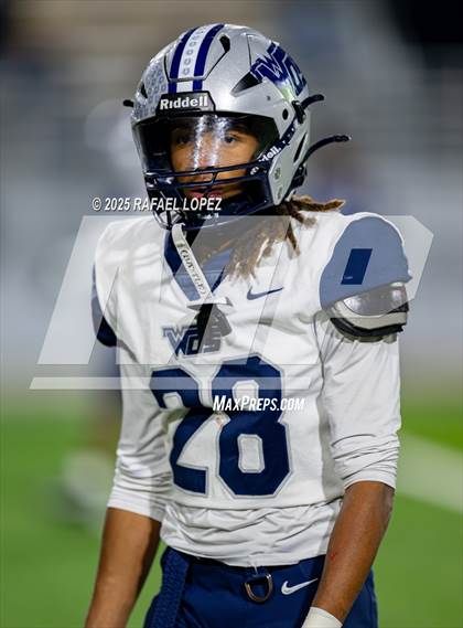 Thumbnail 2 in West Orange-Stark @ La Vega (UIL 4A D2 Football Quarterfinals) photogallery.