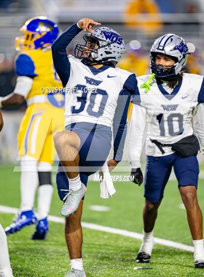 Thumbnail 3 in West Orange-Stark vs. La Vega (UIL 4A D2 Football Quarterfinals) photogallery.