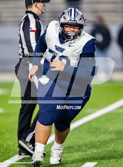 Thumbnail 1 in West Orange-Stark vs. La Vega (UIL 4A D2 Football Quarterfinals) photogallery.