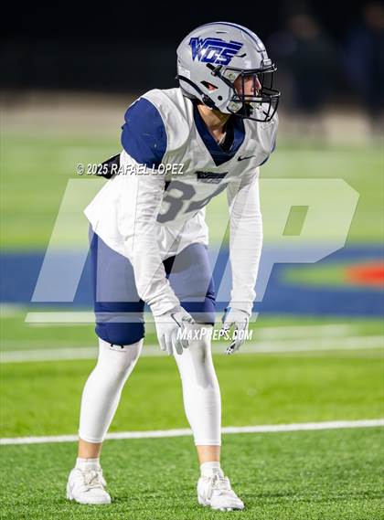 Thumbnail 1 in West Orange-Stark @ La Vega (UIL 4A D2 Football Quarterfinals) photogallery.