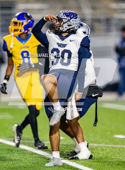 Thumbnail 3 in West Orange-Stark vs. La Vega (UIL 4A D2 Football Quarterfinals) photogallery.