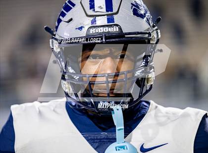 Thumbnail 3 in West Orange-Stark @ La Vega (UIL 4A D2 Football Quarterfinals) photogallery.