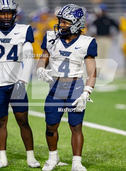 Thumbnail 3 in West Orange-Stark @ La Vega (UIL 4A D2 Football Quarterfinals) photogallery.