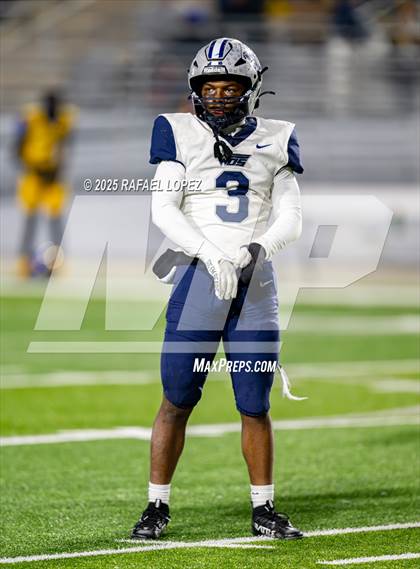 Thumbnail 3 in West Orange-Stark @ La Vega (UIL 4A D2 Football Quarterfinals) photogallery.