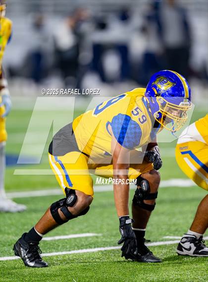 Thumbnail 3 in West Orange-Stark @ La Vega (UIL 4A D2 Football Quarterfinals) photogallery.