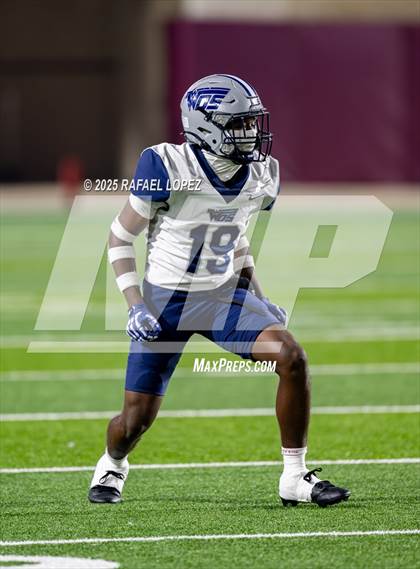 Thumbnail 3 in West Orange-Stark @ La Vega (UIL 4A D2 Football Quarterfinals) photogallery.