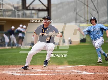 Thumbnail 2 in Johnson vs Eastwood (San Antonio Classic) photogallery.