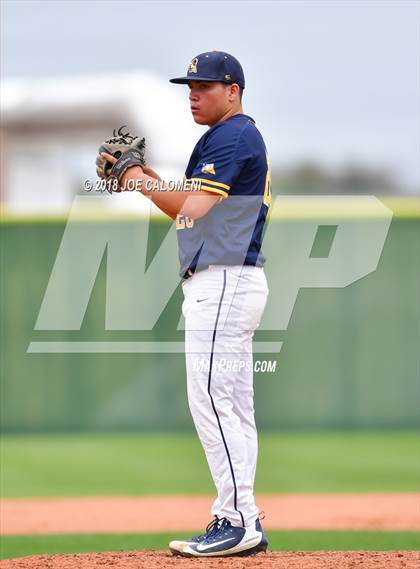 Thumbnail 2 in Johnson vs Eastwood (San Antonio Classic) photogallery.