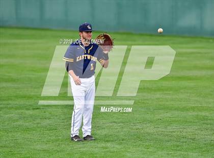 Thumbnail 3 in Johnson vs Eastwood (San Antonio Classic) photogallery.