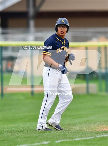 Thumbnail 1 in Johnson vs Eastwood (San Antonio Classic) photogallery.