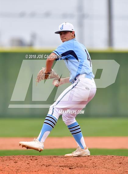 Thumbnail 1 in Johnson vs Eastwood (San Antonio Classic) photogallery.
