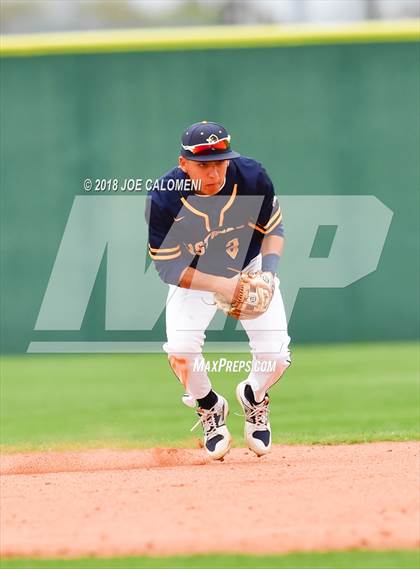 Thumbnail 3 in Johnson vs Eastwood (San Antonio Classic) photogallery.