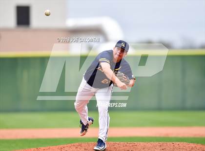 Thumbnail 1 in Johnson vs Eastwood (San Antonio Classic) photogallery.