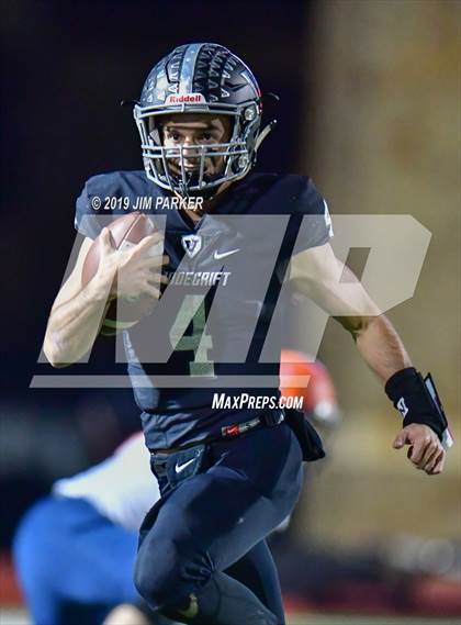 Thumbnail 3 in Vandegrift vs. Bridgeland (UIL 6A Bi-District Playoff) photogallery.