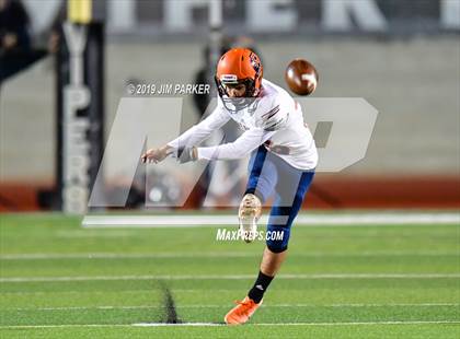 Thumbnail 3 in Vandegrift vs. Bridgeland (UIL 6A Bi-District Playoff) photogallery.