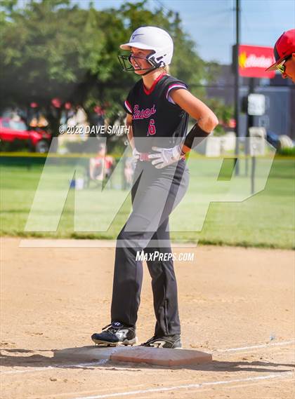 Thumbnail 3 in Williamsburg vs Valley (Rick Doran Classic) photogallery.