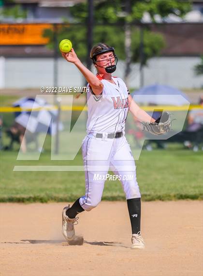 Thumbnail 3 in Williamsburg vs Valley (Rick Doran Classic) photogallery.