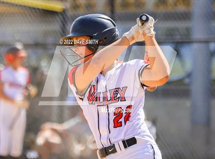 Thumbnail 1 in Williamsburg vs Valley (Rick Doran Classic) photogallery.