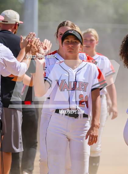 Thumbnail 1 in Williamsburg vs Valley (Rick Doran Classic) photogallery.