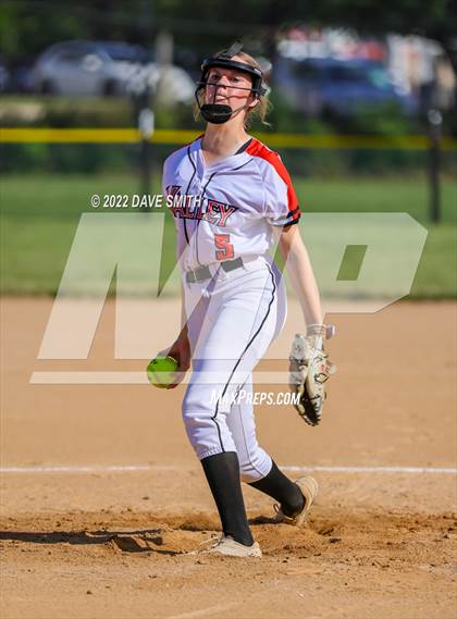 Thumbnail 2 in Williamsburg vs Valley (Rick Doran Classic) photogallery.
